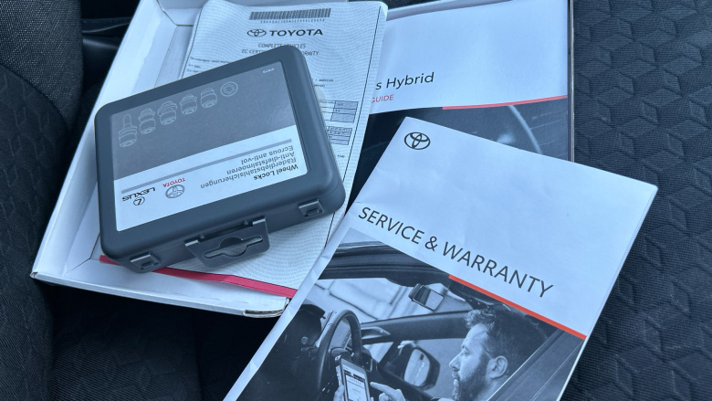 Toyota Yaris 1.5 Hybrid Design 5dr CVT Hybrid Hatchback